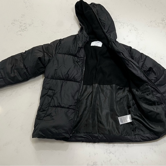 Old Navy Kids Black Puffer Jacket - Picture 4 of 6